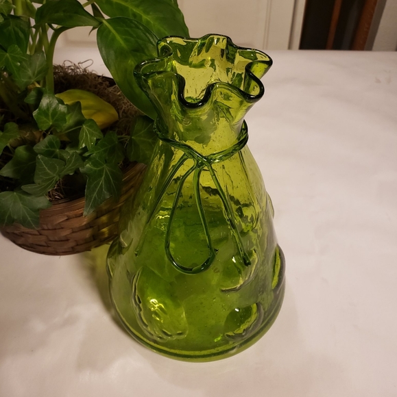 Vintage green blown bubble glass vase - Picture 2 of 6